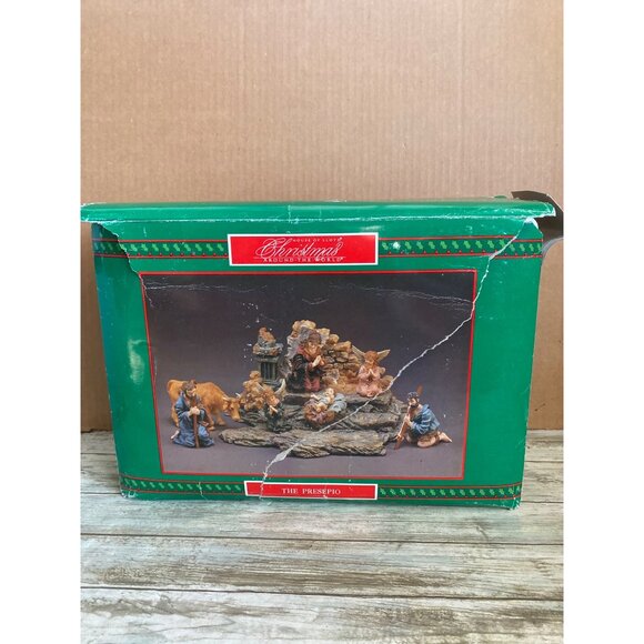 House of Lloyd “The Presepio” 8-Pc Nativity Set with Box 1980s - w/FLAW - Picture 2 of 16